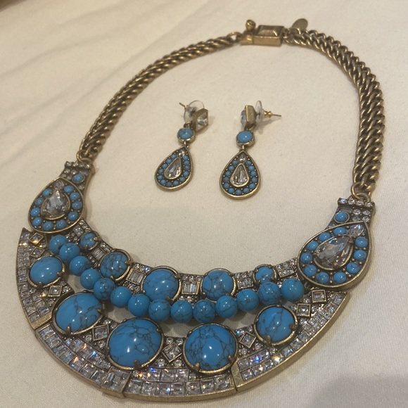 Ann Taylor Faux Turquoise Half Moon Statement Necklace - Picture 3 of 11